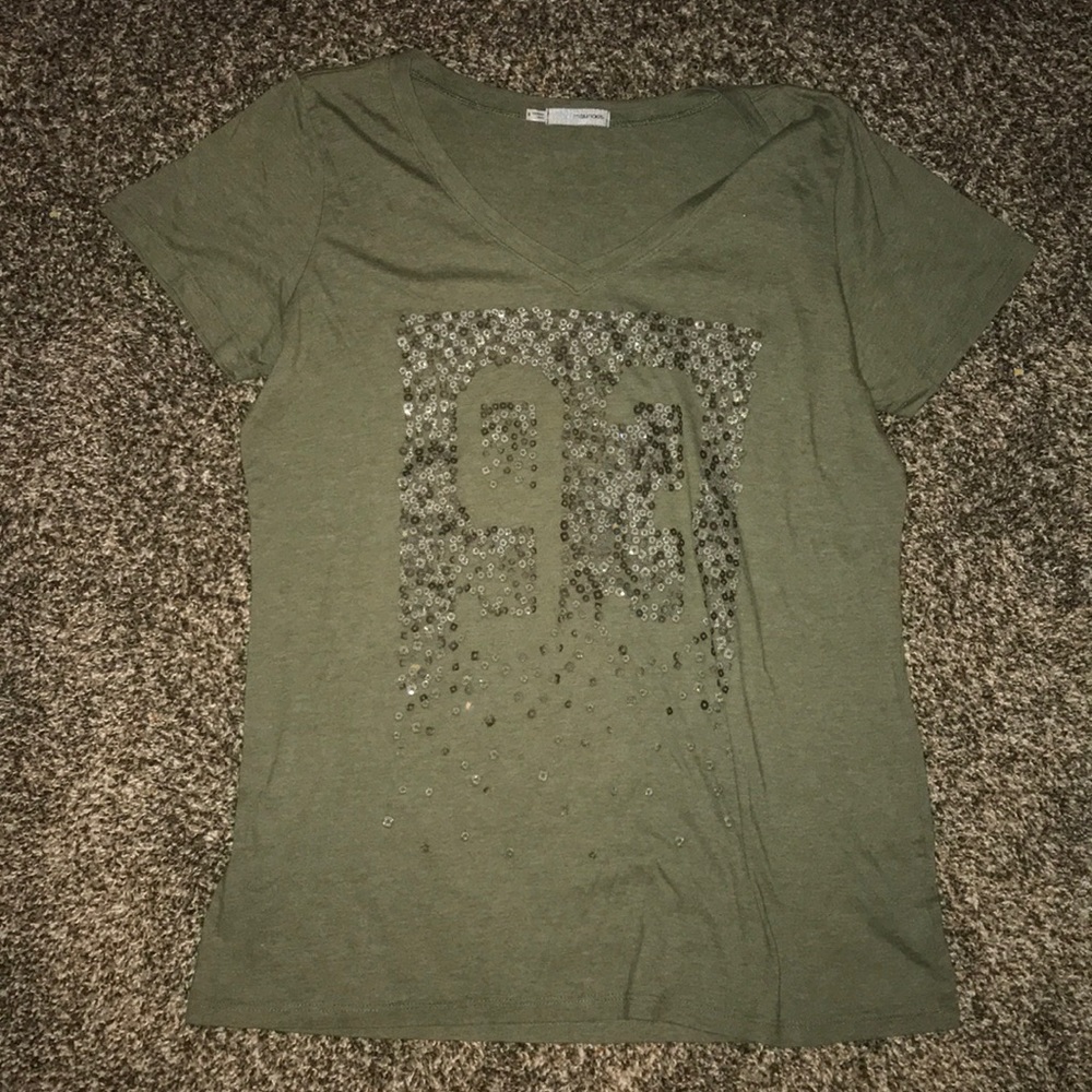 Maurice’s tee